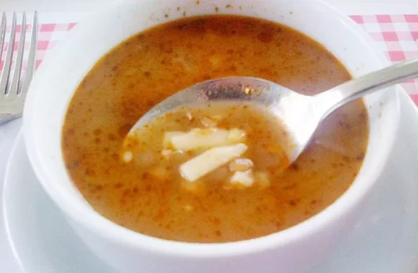 turecka zupa jogurtowa