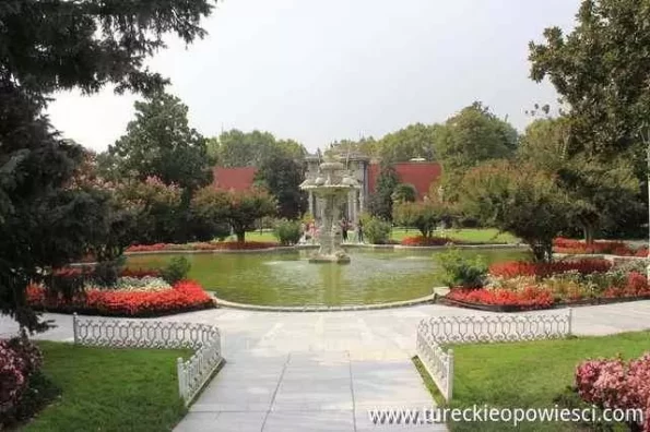 ogród imperialny w dolmabahce