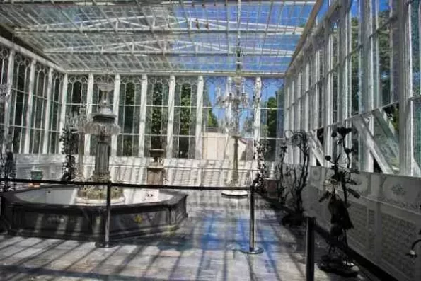 szklany kiosk w pałacu Dolmabahce